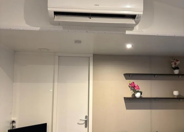 Varea Mobil'home بيت للعطل